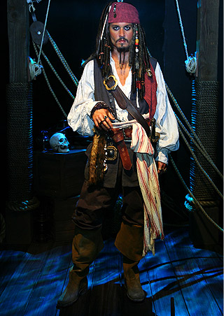 Madame tussauds-н лааны тосон музейн зурагнууд